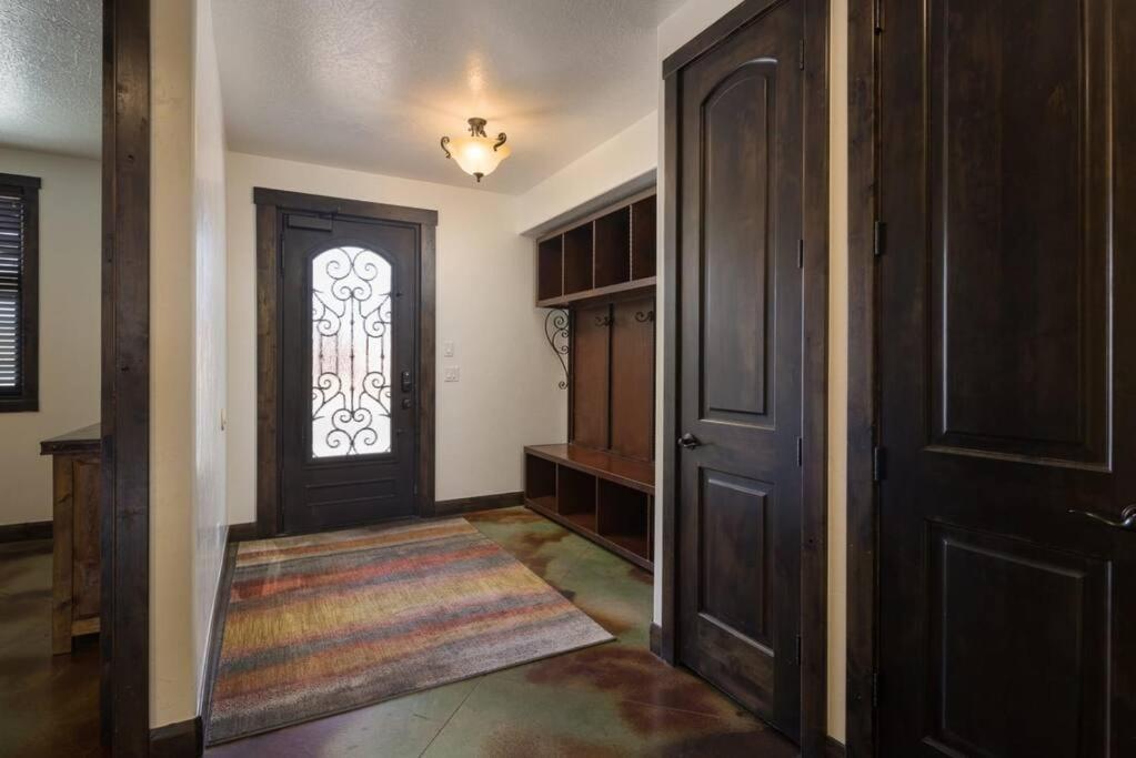 מואב Luxury Downtown Rental מראה חיצוני תמונה
